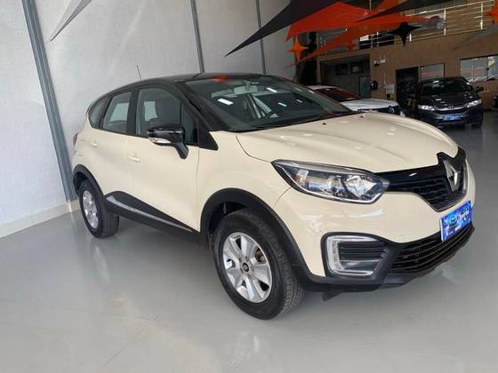 RENAULT CAPTUR 1.6 16V SCE FLEX LIFE X-TRONIC RENAULT CAPTUR 1.6 16V SCE FLEX LIFE X-TRONIC